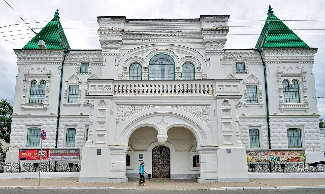 Фасад Романовского музея.  Фото: Геннадий Соловьев / Фотобанк Лори