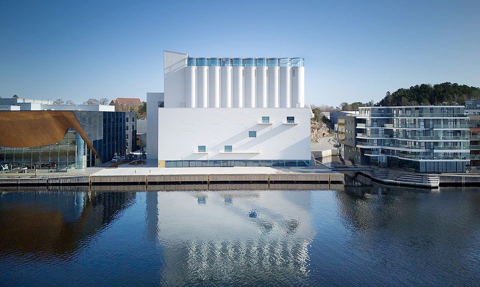Стоимость реконструкции трехэтажного строения составила около 710 млн норвежских крон ($65 млн).  Фото: Kunstsilo Museum